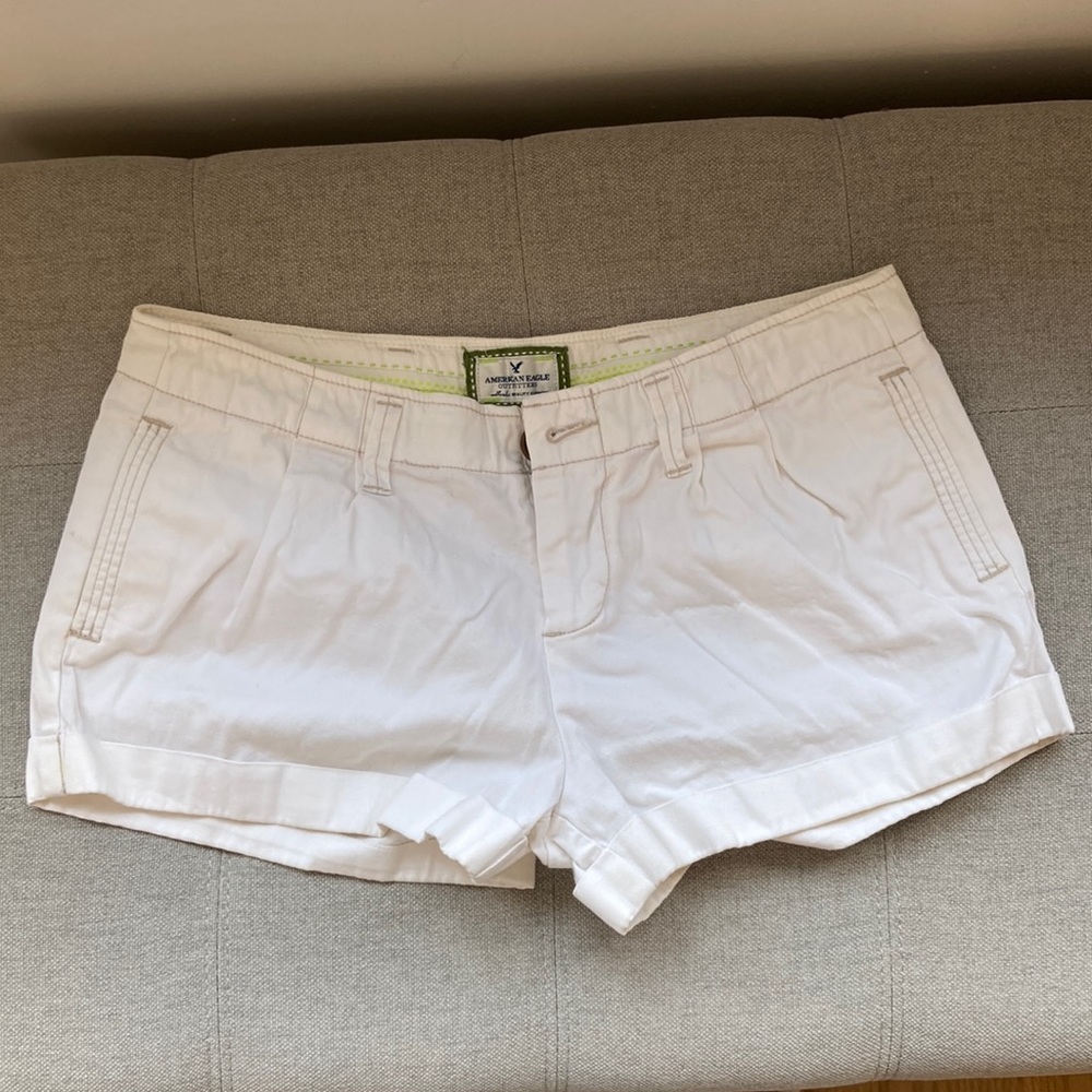 American Eagle White Shorts Size 2